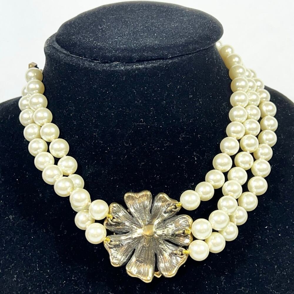 Heidi Daus Passionate Posey Double-Row Beaded Necklace Floral Pendant - Picture 2 of 12